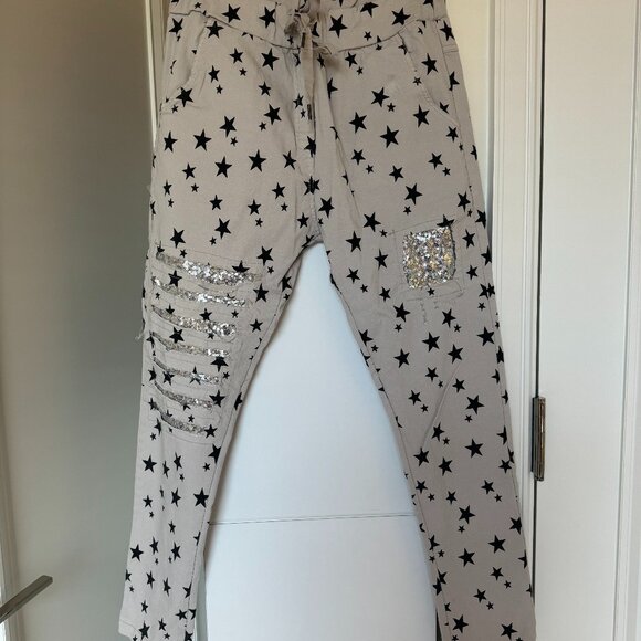 Italian made slouchy beige pant with black stars embellished with silver sequin - Picture 1 of 6